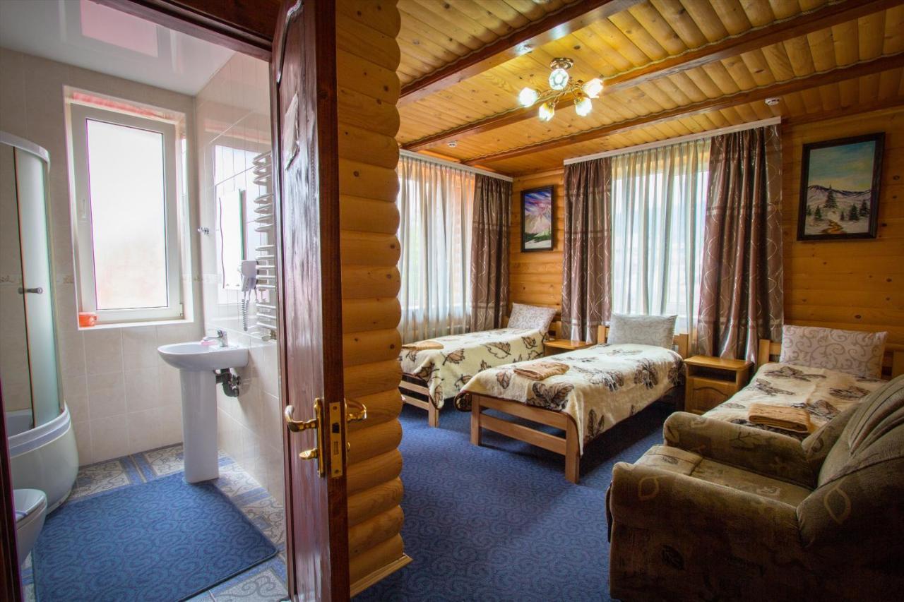 У Мар'Яни І Назара Hotel Iaremcea Exterior foto