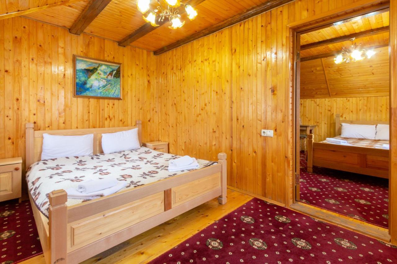 У Мар'Яни І Назара Hotel Iaremcea Exterior foto